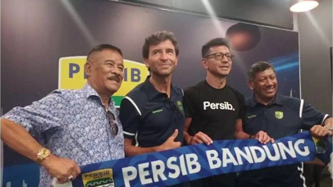 Luis Milla Berikan Pesan untuk Skuad Persib Bandung