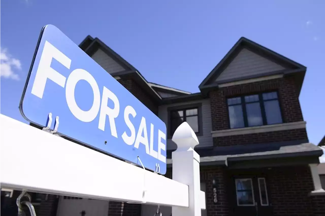 Canada's real estate market is cooling. Here's what to expect this fall