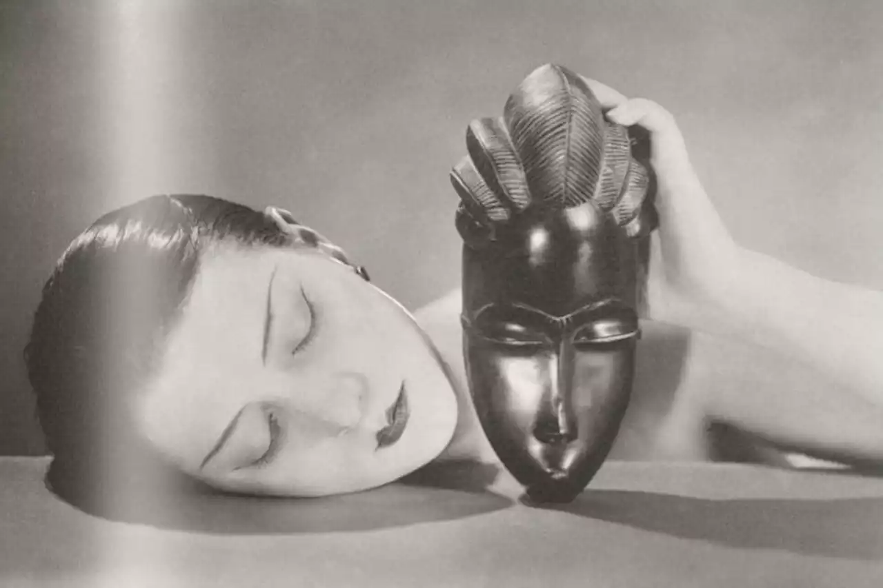 Behind Man Ray’s Seminal Photograph of Kiki de Montparnasse