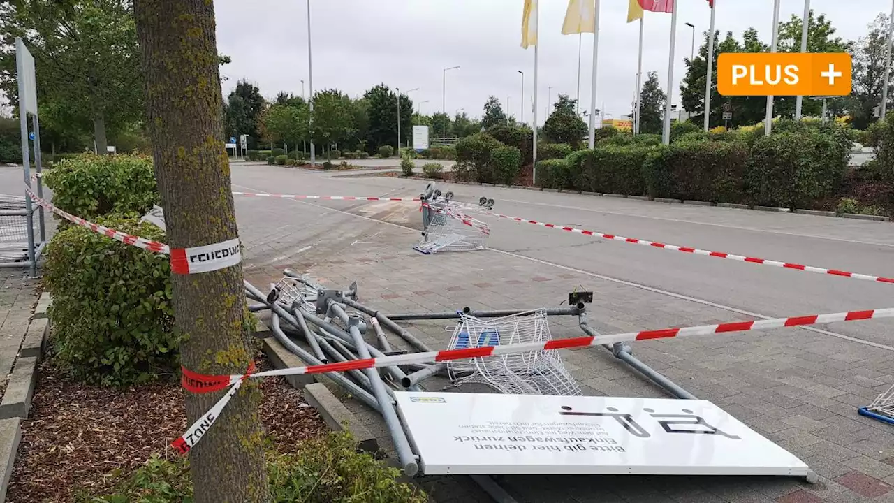 Auto schleudert auf Ikea-Parkplatz: Entsetzen nach tödlichem Unfall