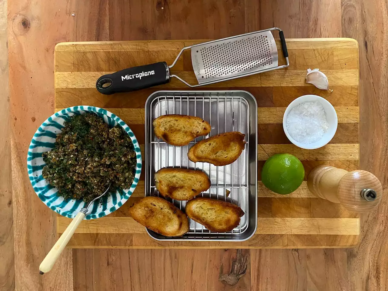 Sie brauchen ein schnelles Rezept zum Aperitif: Hier kommen unsere Pilz-Crostini