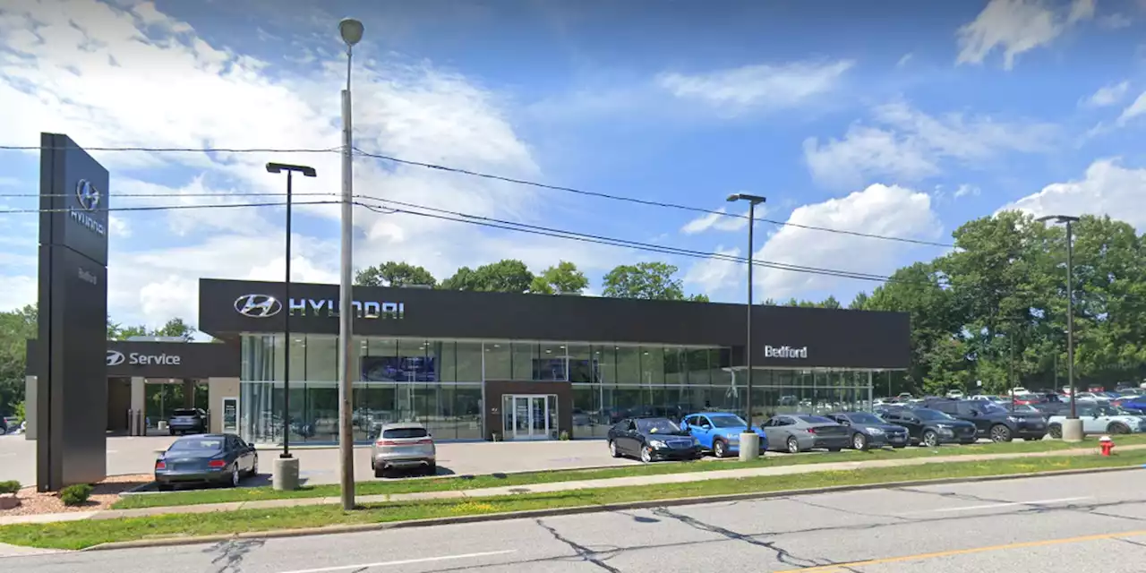 Police: Employee shot customer during dispute at Bedford car dealership