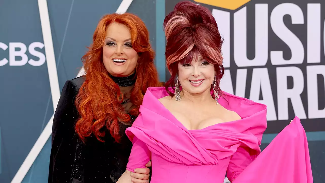 Autopsy confirms Naomi Judd's cause of death