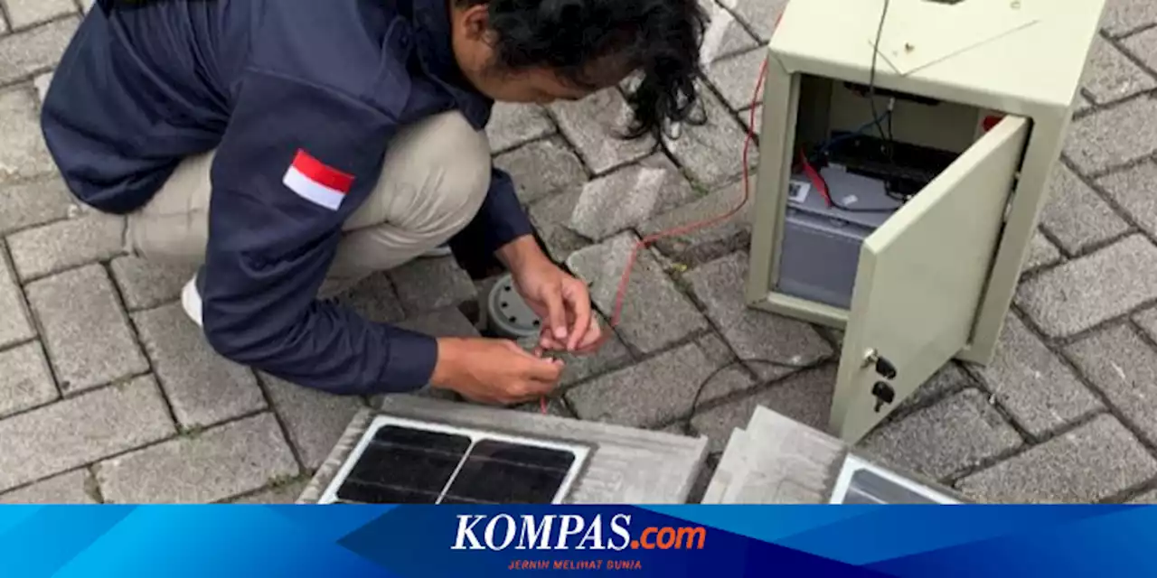 Mahasiswa UGM Kembangkan Genting Pintar Bertenaga Surya