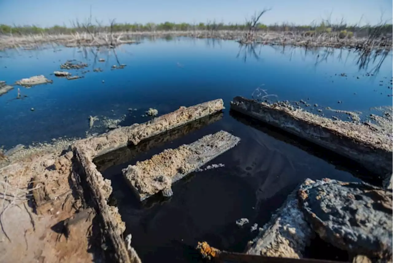 Texas will plug 800 abandoned oil and gas wells, funded by $25 million federal infrastructure grant