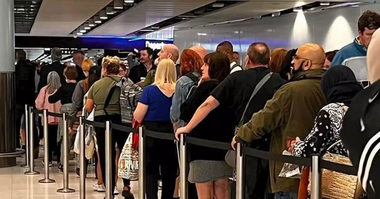 TUI issues urgent bank holiday weekend travel warning to holidaymakers