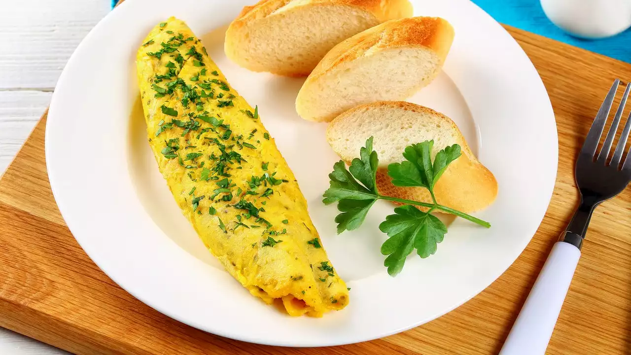 Mastering the Art of Making a French Omelette