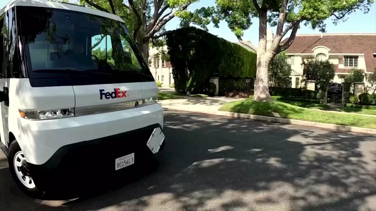 FedEx sues, then cuts ties with delivery contractor Patton