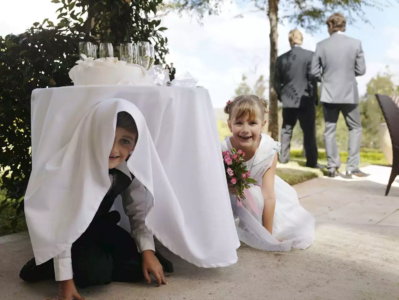 A Viral Tweet Is Sparking A Major Debate Over Kids At Weddings