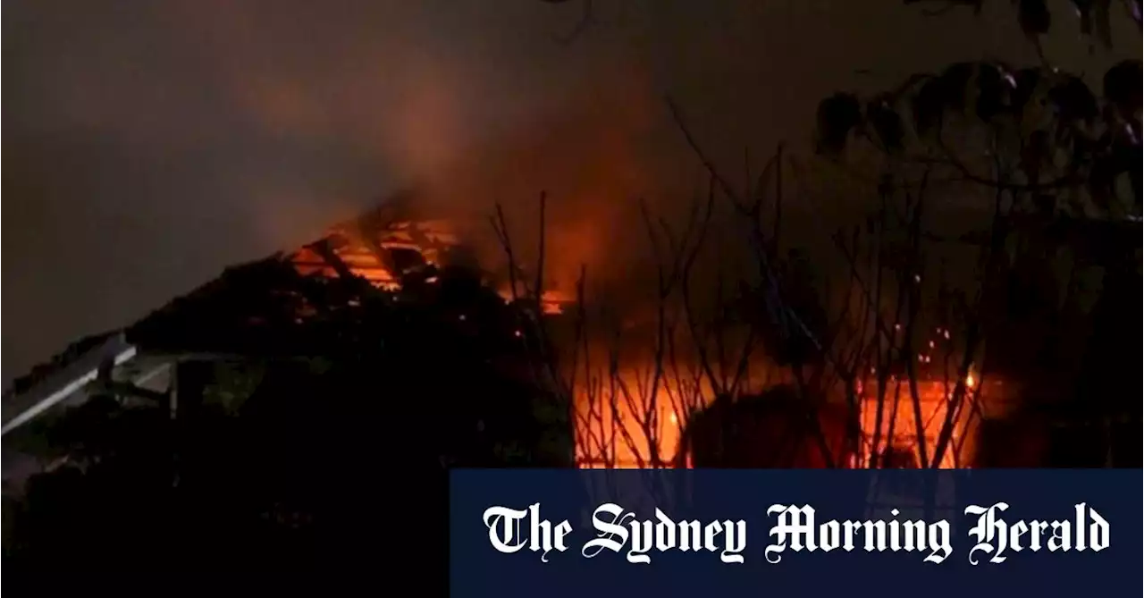 Man critical after explosion at unit in Sydney’s inner west