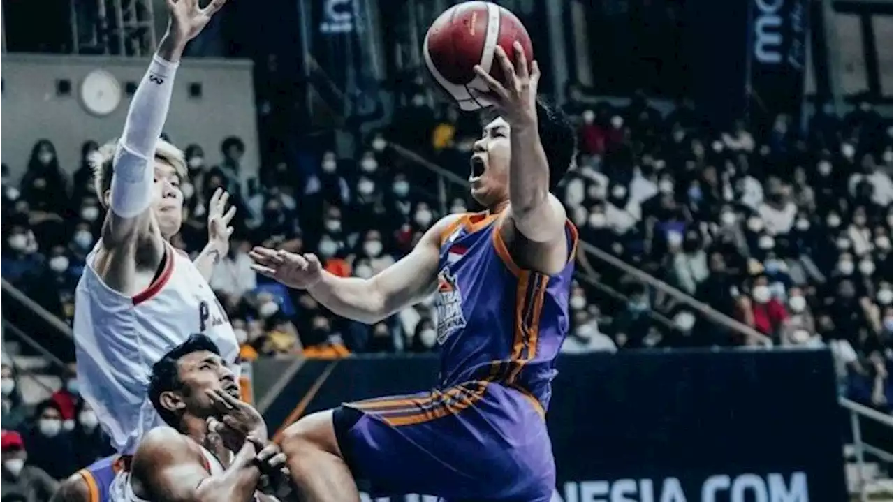 Satria Muda Rebut Gim 1 Final IBL 2022 Usai Kandaskan Pelita Jaya