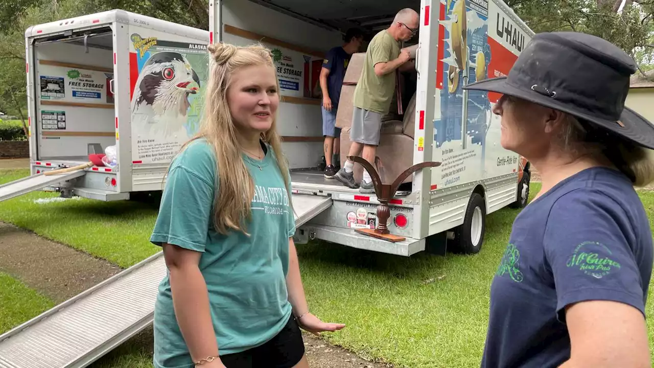 Mississippi residents prepare for possible river flooding