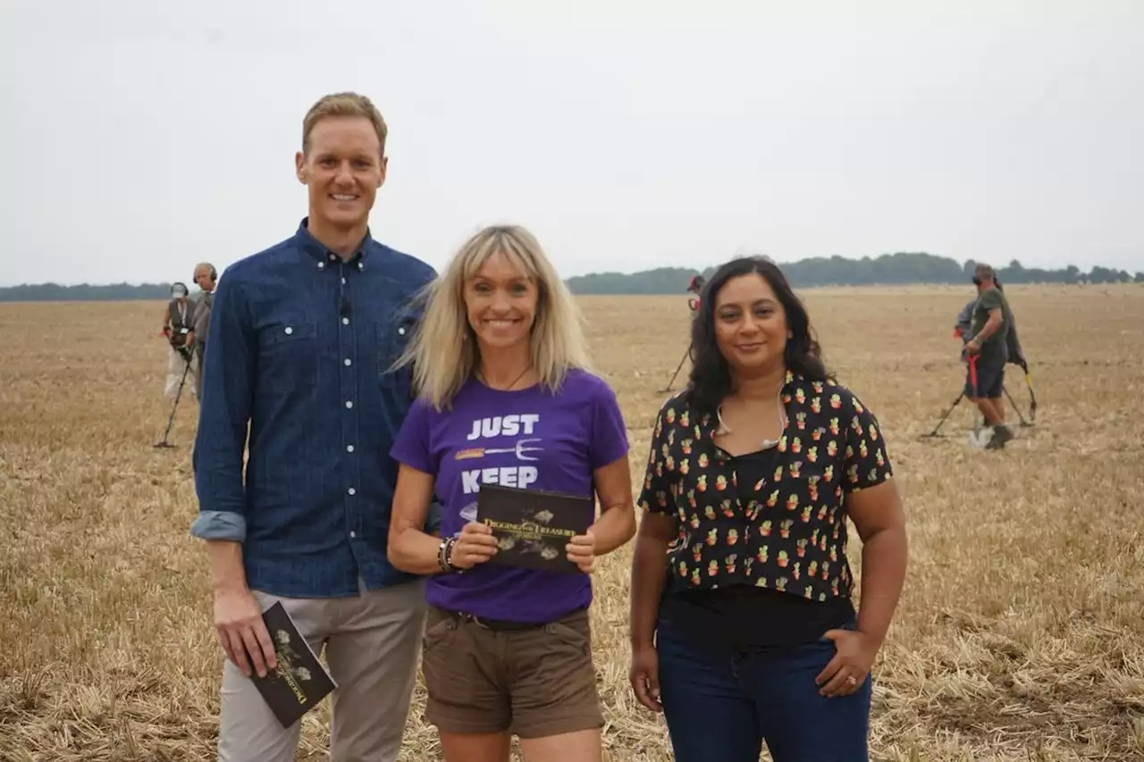 New TV show sees Dan Walker hunt for treasure with metal detectorists in Yorkshire