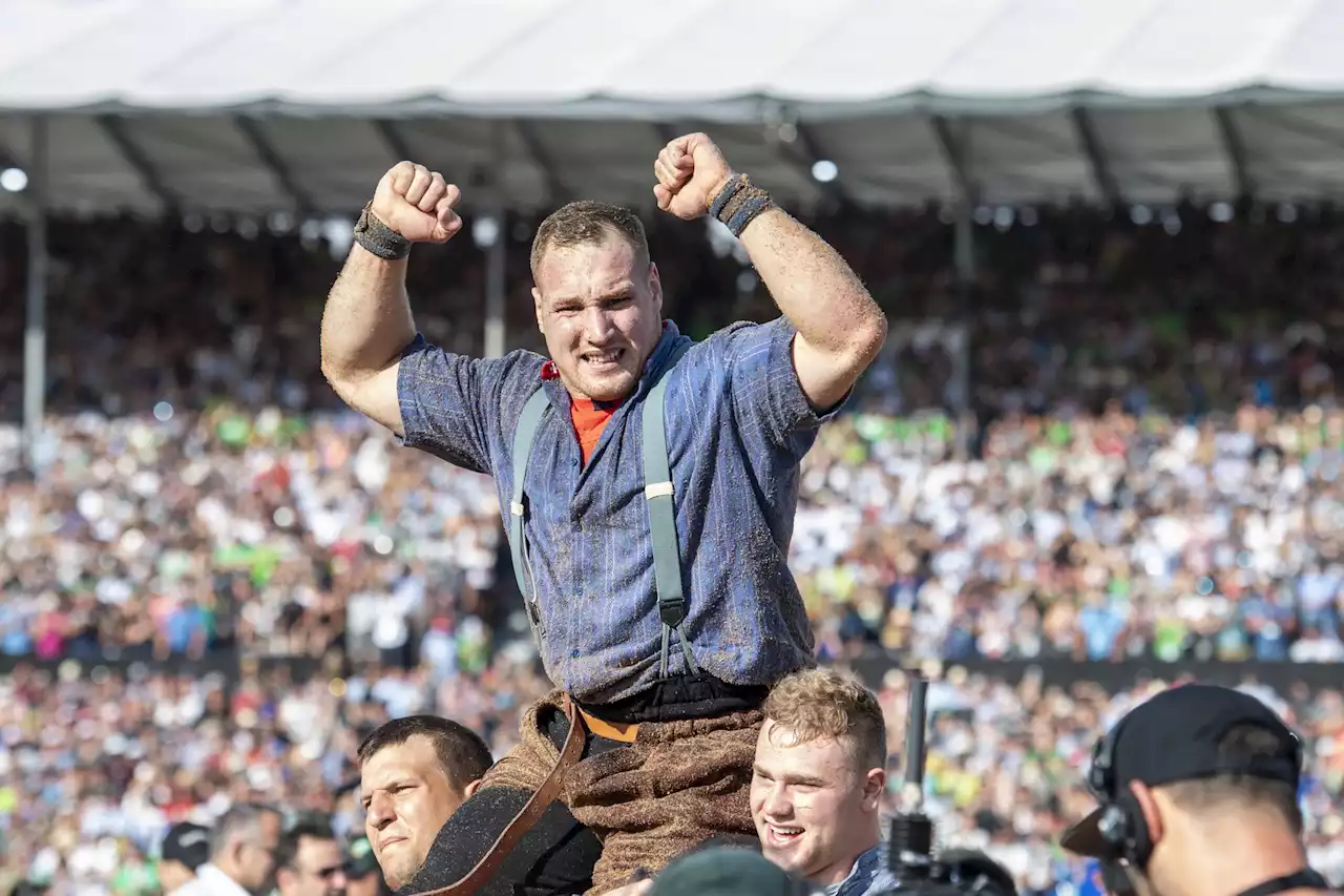 Eidgenössisches Schwingfest live – Der neue Schwingerkönig heisst Joel Wicki!