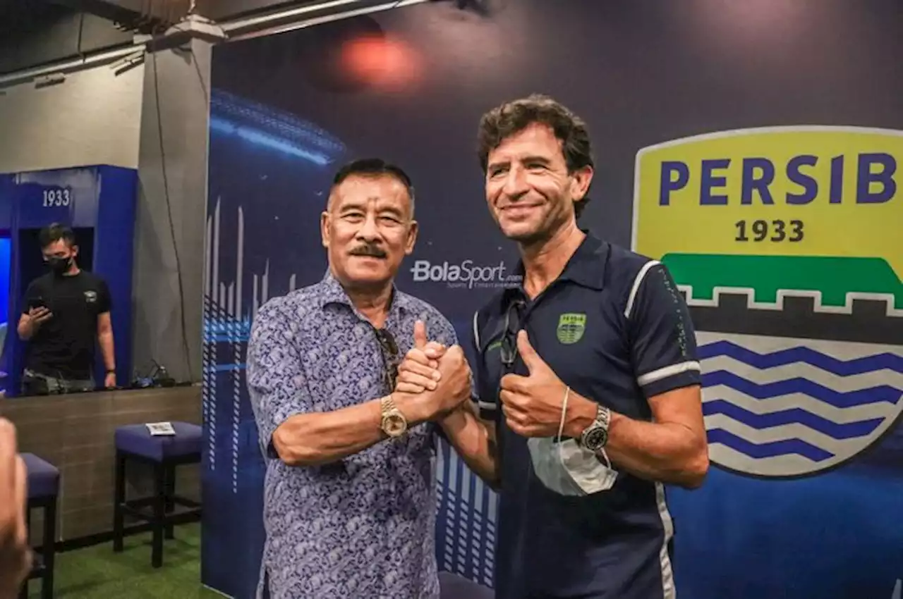 Luis Milla Berniat Terapkan Tiki-Taka di Persib, tapi Akui Tak Mudah - Bolasport.com