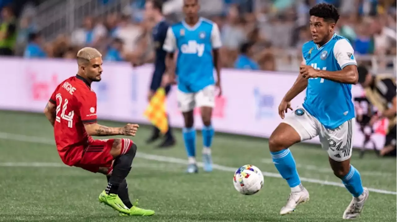 Insigne, Bernardeschi spark Toronto past Charlotte 2-0