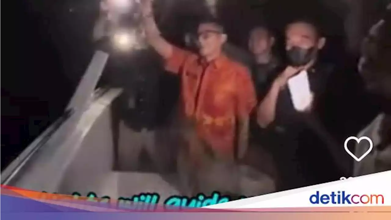 Momen Sandiaga Uno Hilangkan Panik saat Kapalnya Nyasar