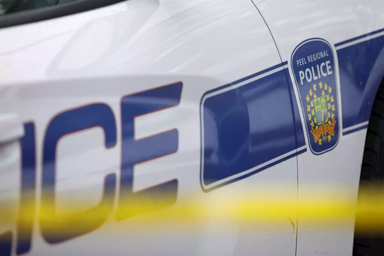 One person dead, multiple others injured in multi-vehicle crash in Brampton, Ont.