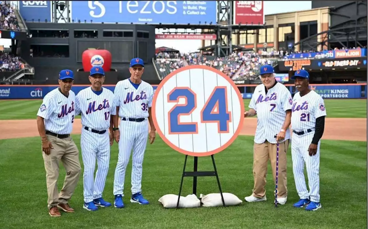 SF Giants notes: New York Mets retire Willie Mays No. 24