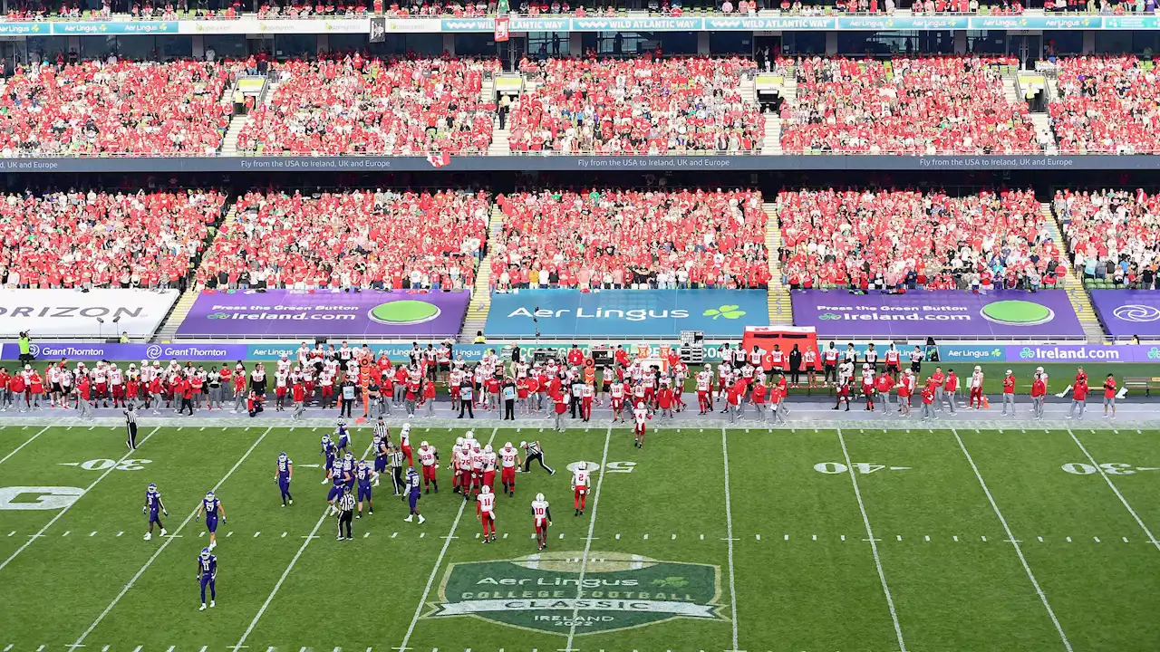 Fans Get Free Beer at Nebraska-Northwestern Game Due to Credit Card Machine Issues