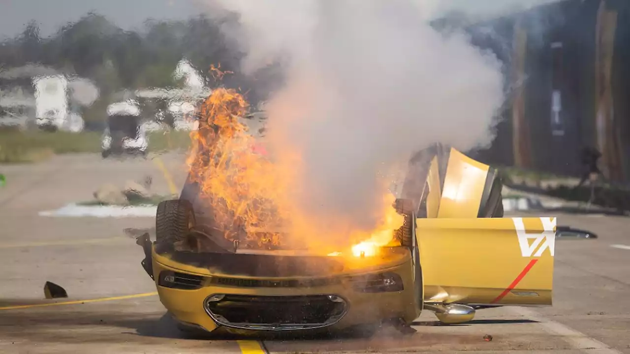 Crashtest untersucht Schwachpunkt bei E-Autos