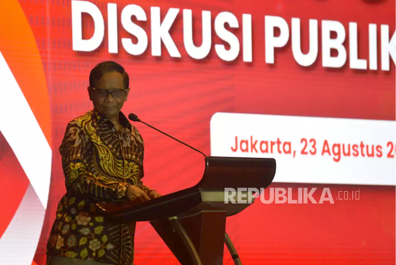 Ditanya Soal KM50, Mahfud Kutip Jawaban Amien Rais |Republika Online