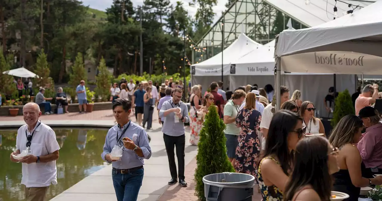 Guests enjoy food and drink — and selfies — at first Salt City Wine & Dine