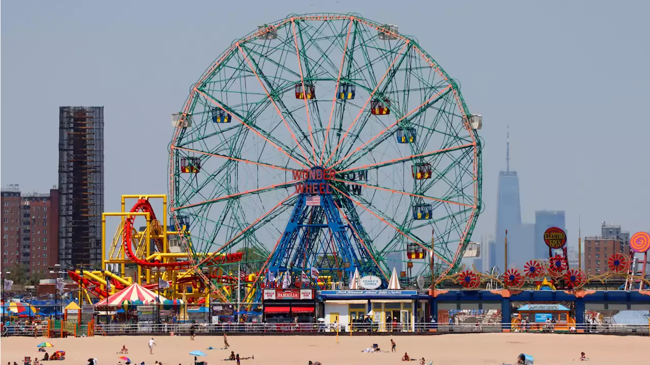 Midnight Shooting Along Coney Island Boardwalk Leaves One Dead, Four Injured