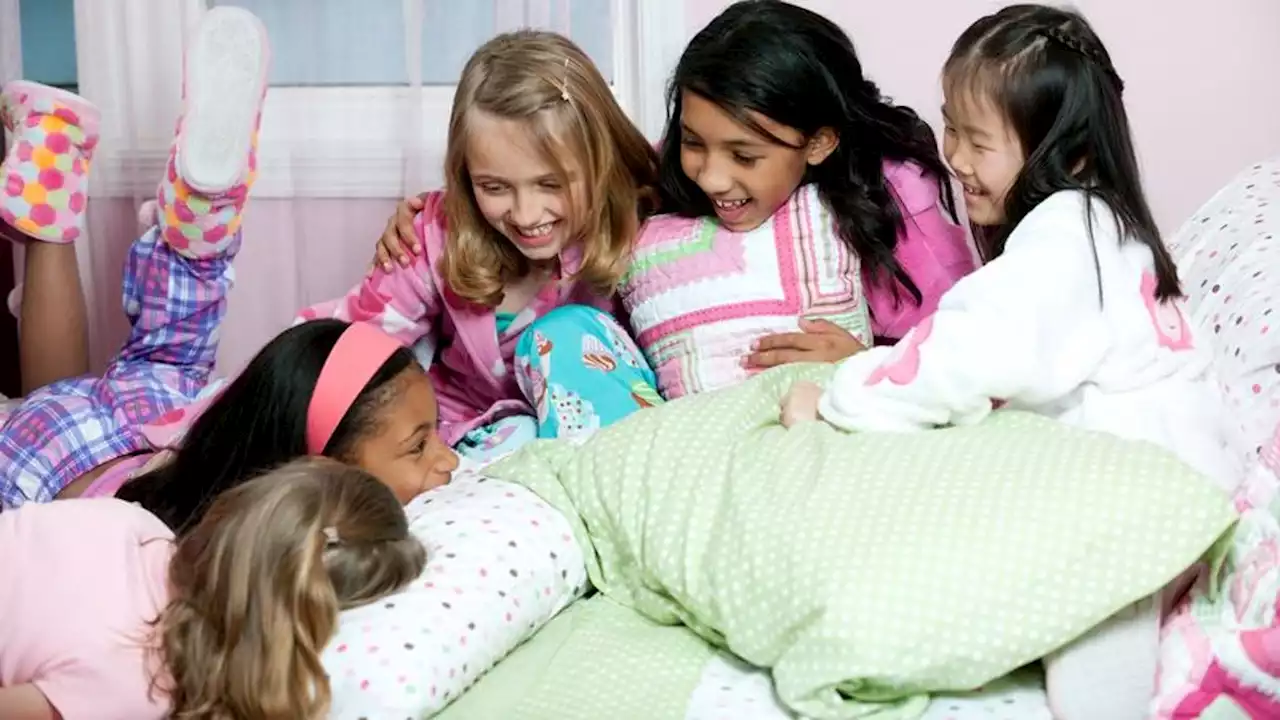 Sleepover Guests Get Story Straight On What Time They Went To Bed