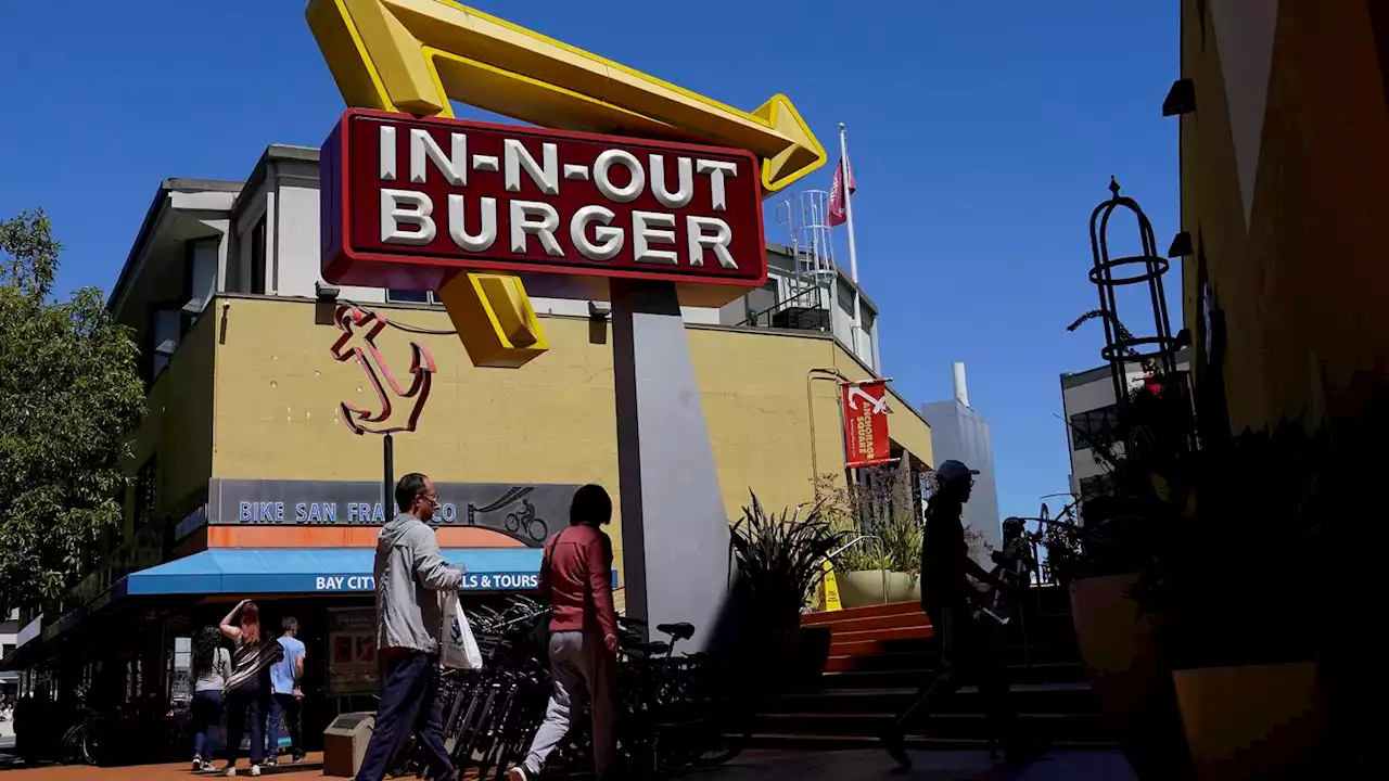 California weighs rules giving fast food workers more power