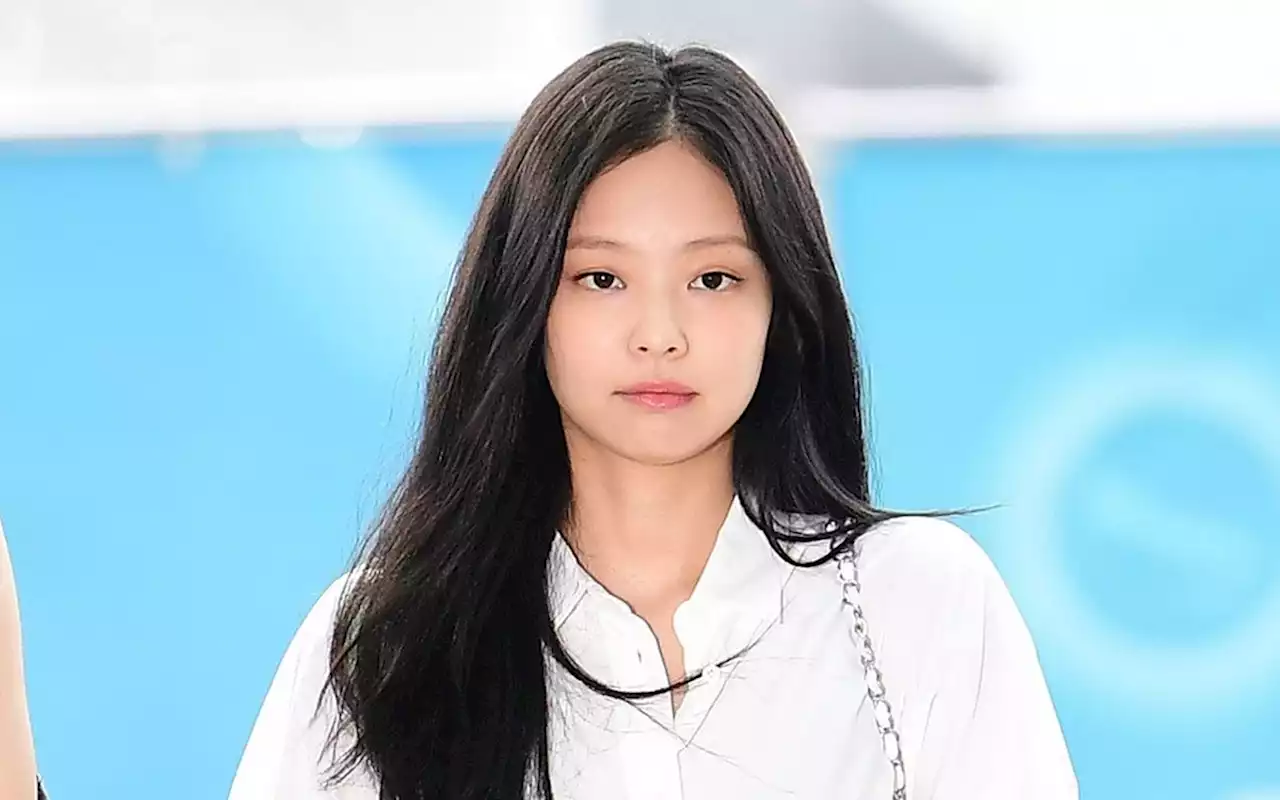 Tak Bareng Member BLACKPINK, Jennie Disorot Pulang Hotel Dini Hari