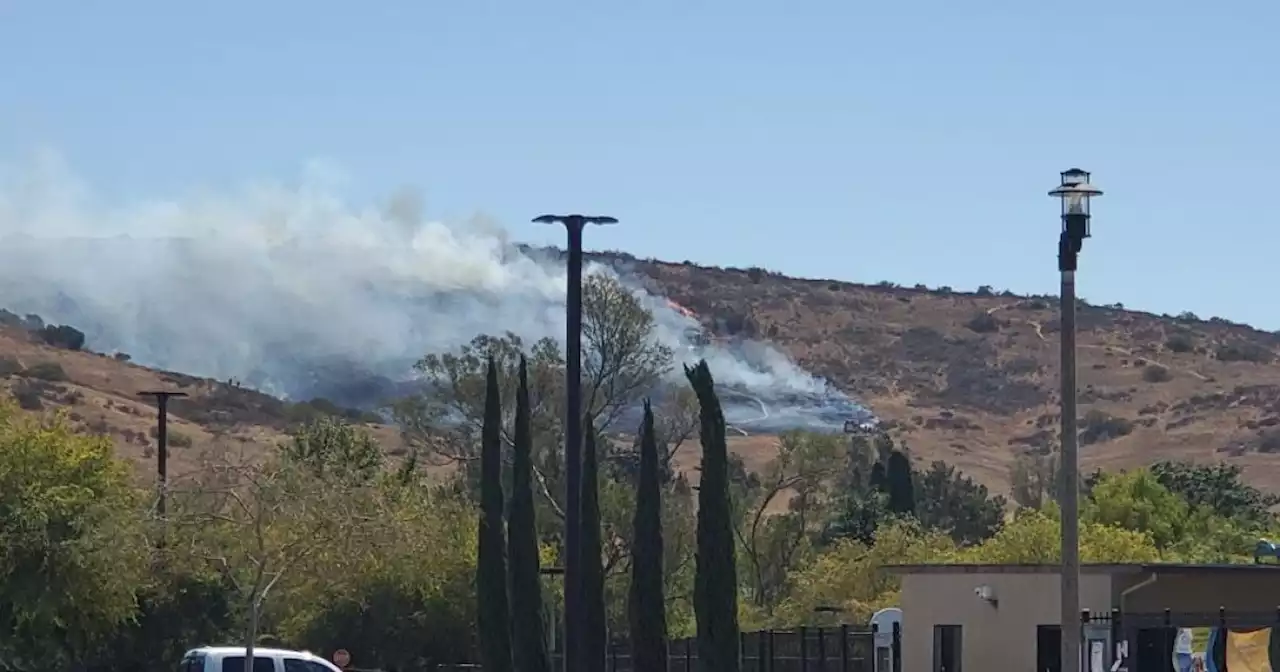 Brush fire in Poway causes limited evacuations, San Diego sheriff says