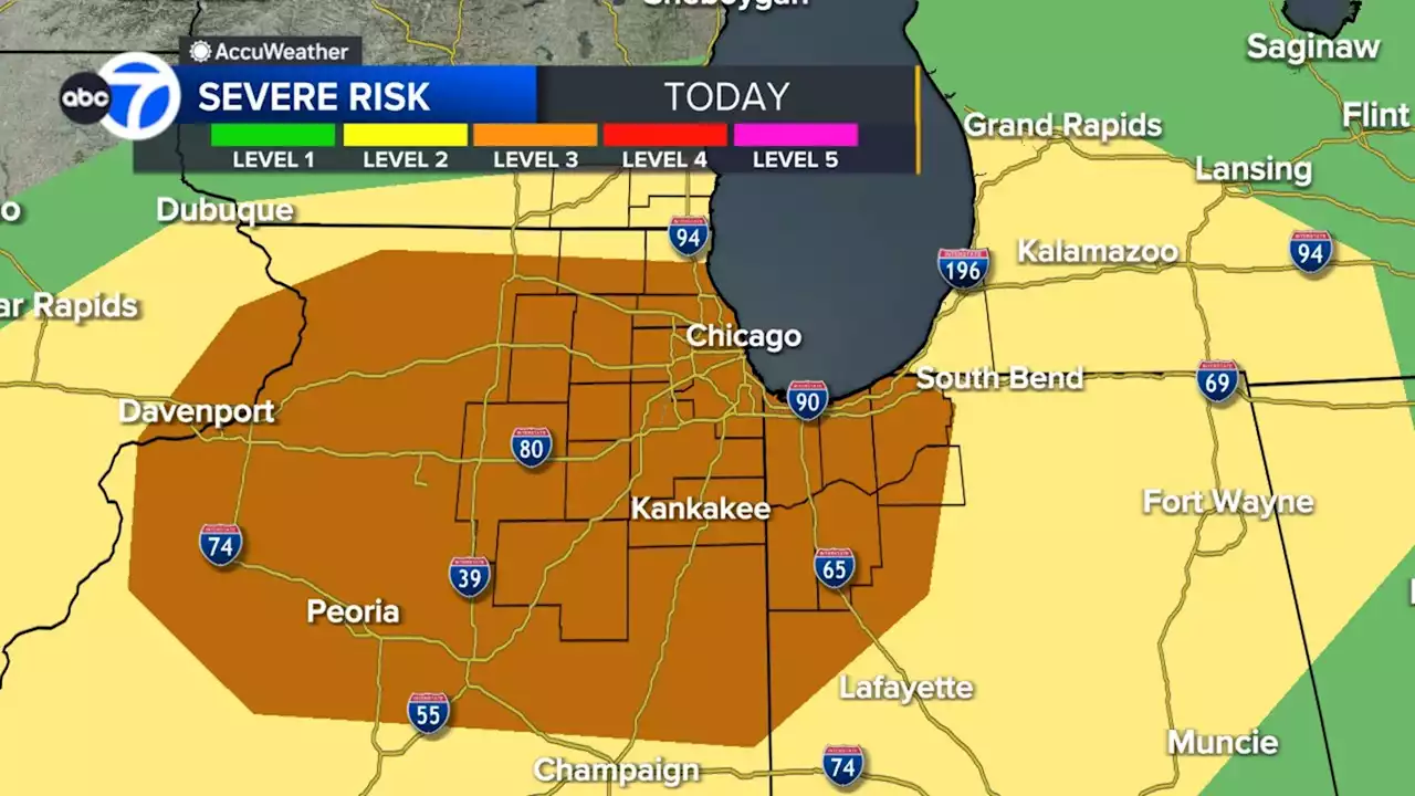 Chicago weather: Area under enhanced risk for severe storms; NWS issues Severe Thunderstorm Warning