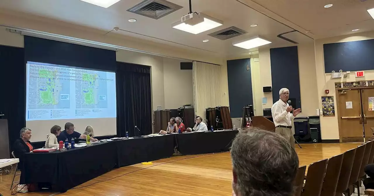 Winnetka Park District board leaning toward two plans for Elder, Centennial beach renovations