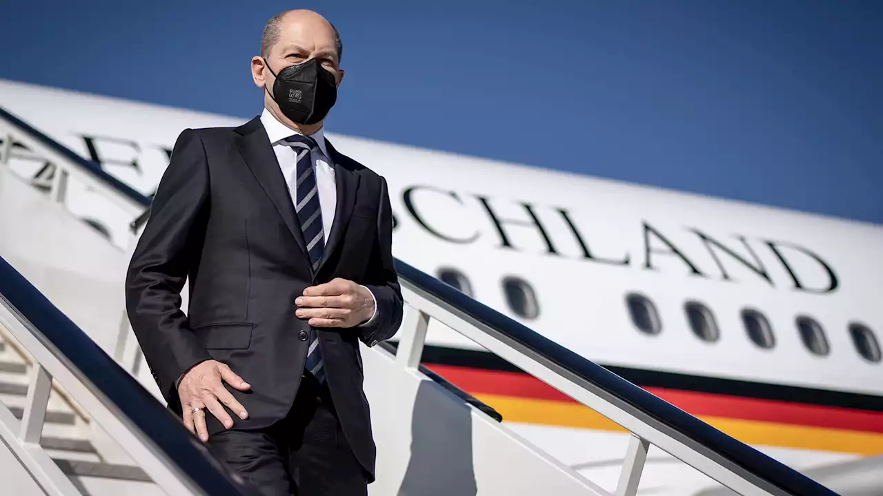 Scholz führt in Regierungsflieger wieder Maskenpflicht ein