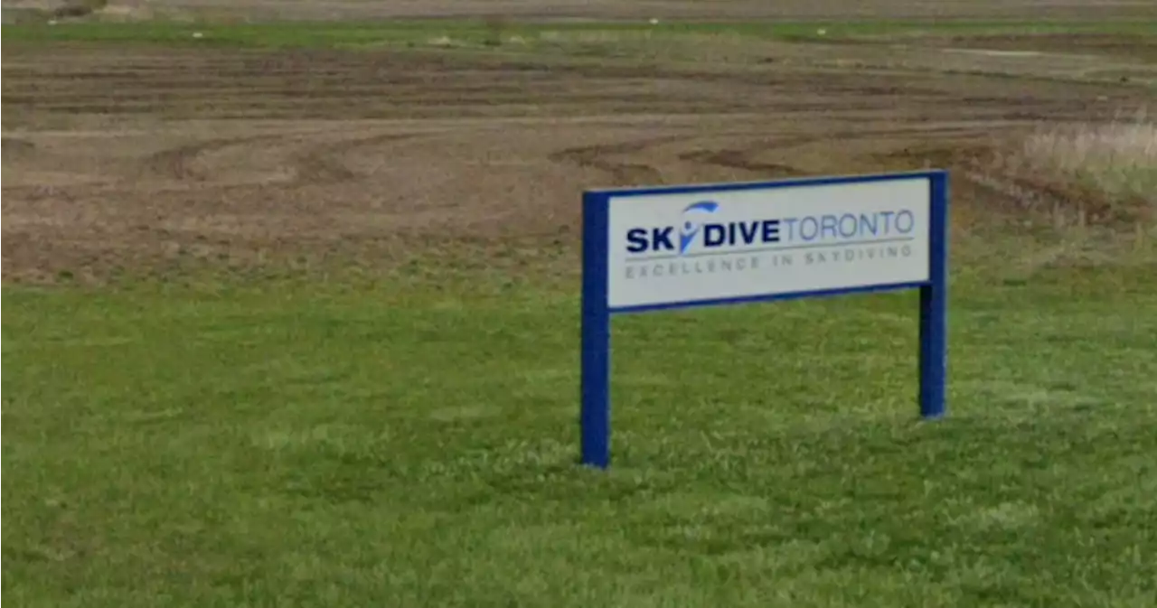 New details released on accident that killed 21-year-old skydiving student in Innisfil, Ont. - Toronto | Globalnews.ca