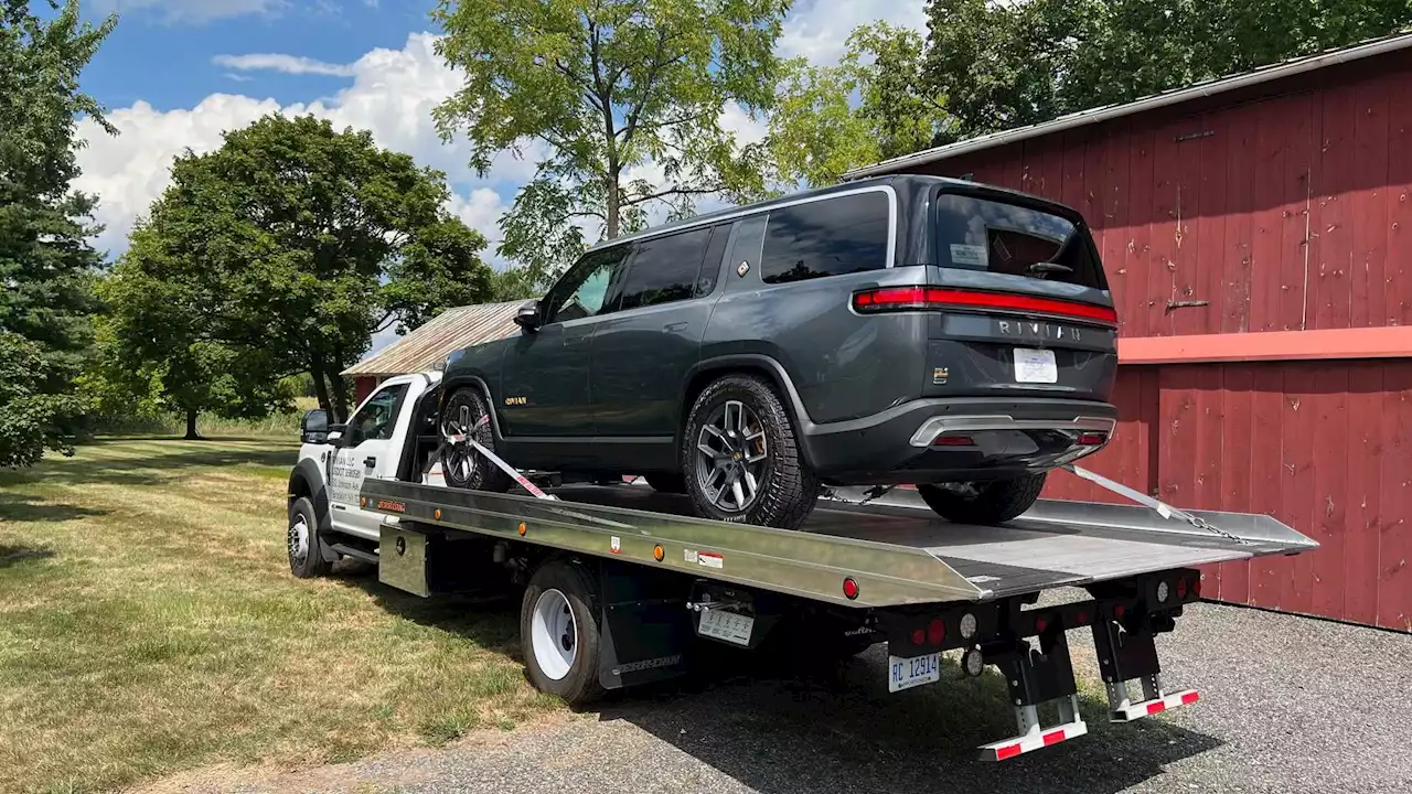 Rivian R1S Customer Deliveries Are Now Underway