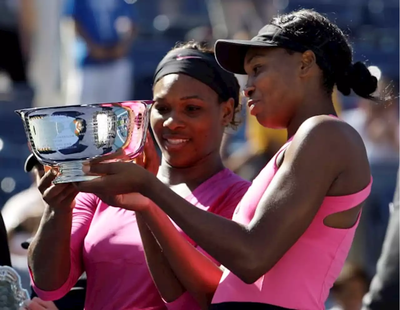 Williams sisters to face Czech pair in US Open doubles