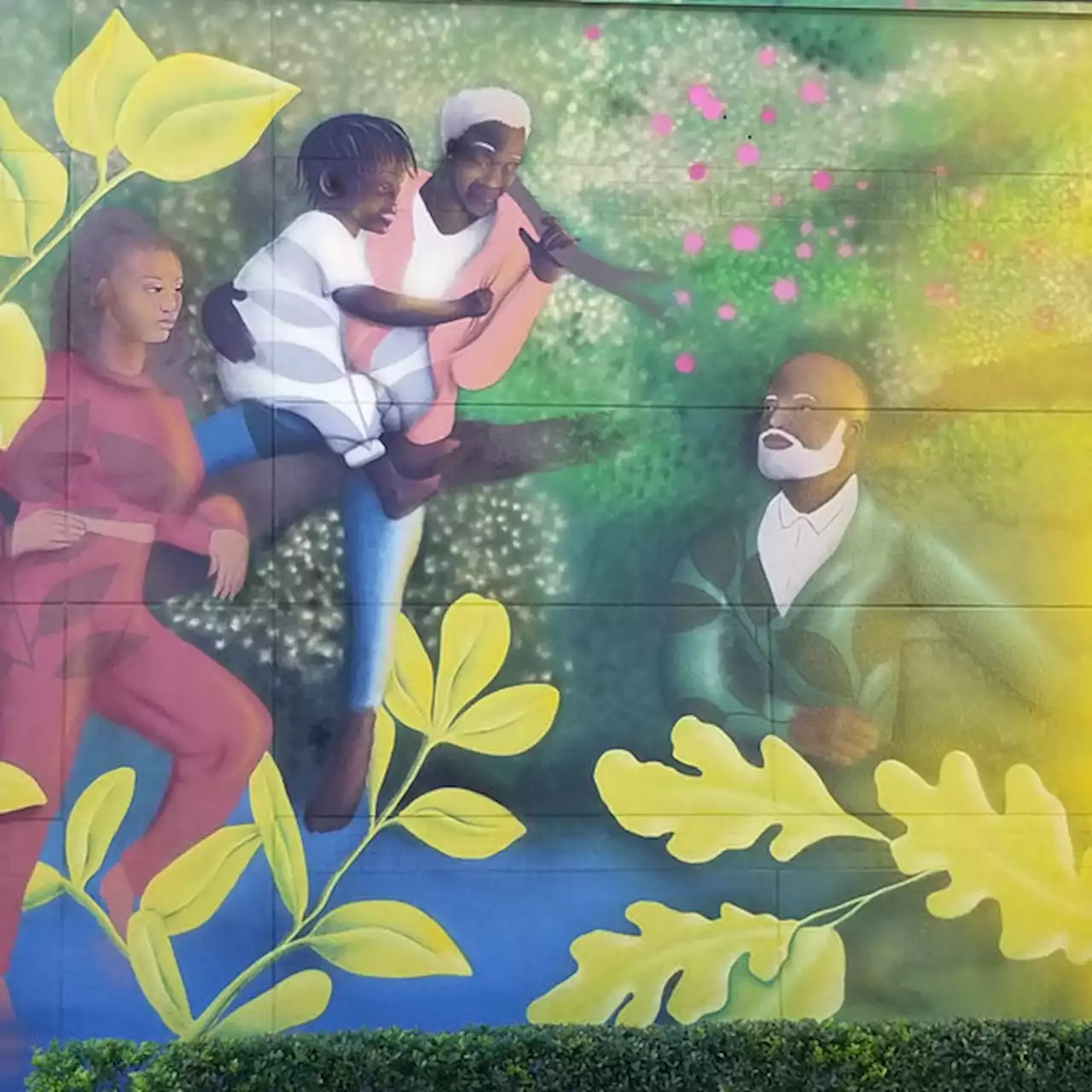 DeSoto unveils first public art mural - KRLD News