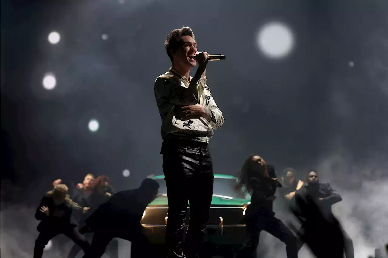 Colors! Lights! Panic! At The Disco Get Cinematic at the VMAs