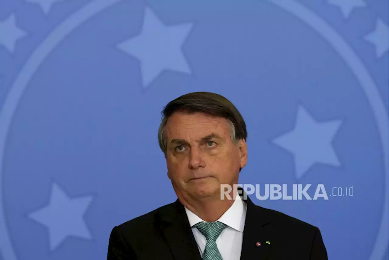 Saling Tuduh Korup, Bolsonaro dan Lula Berhadapan dalam Debat Presiden Brasil |Republika Online