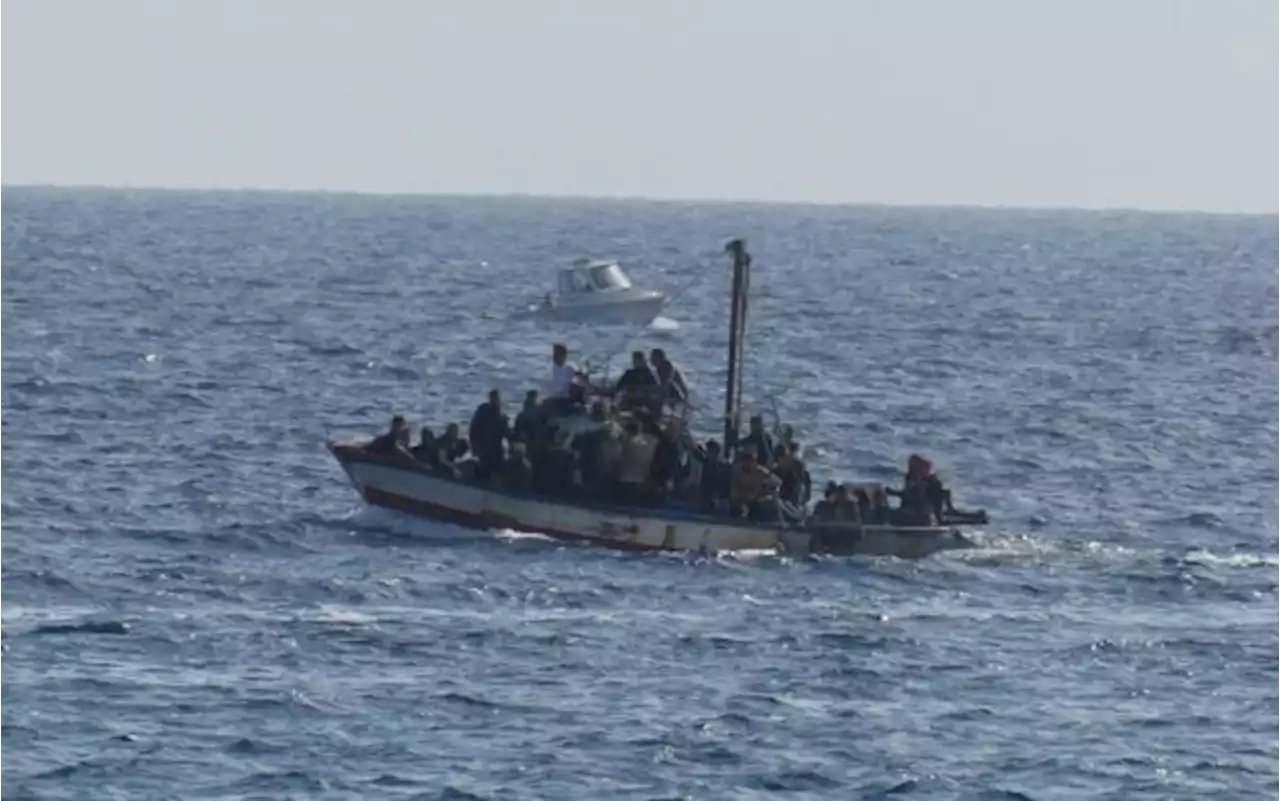 Migranti, nessuno sbarco a Lampedusa: 1.440 in hotspot