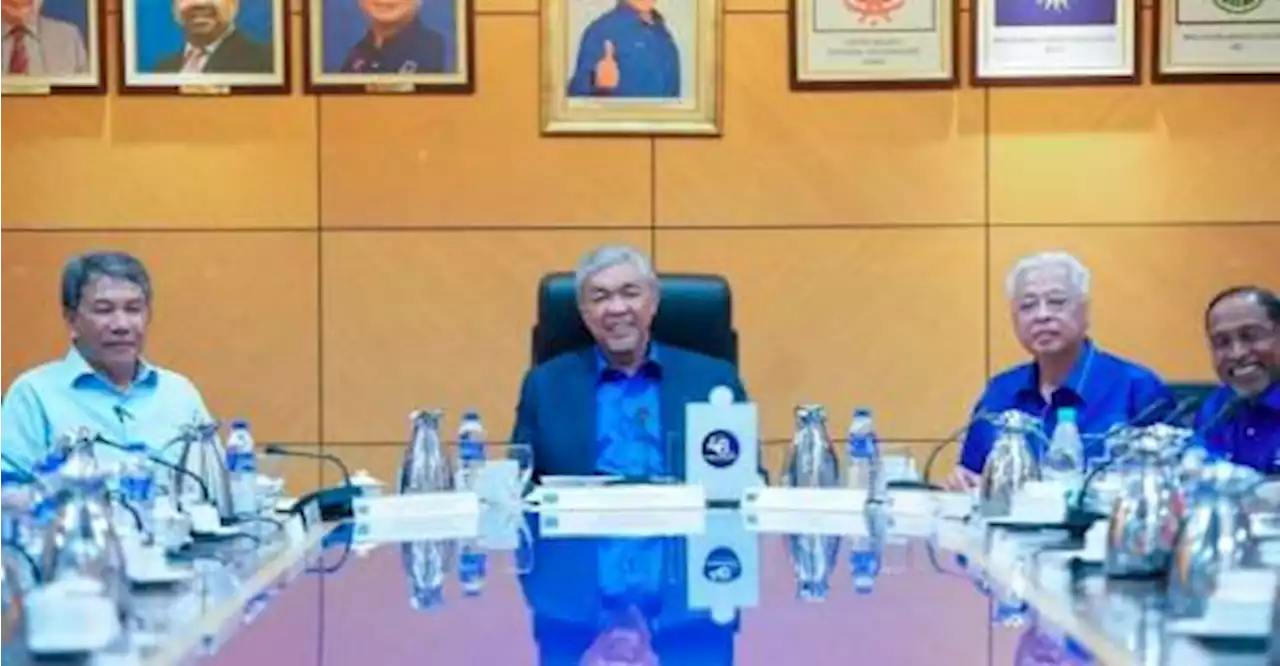 Report: Zahid sending clear message to PM about who runs Umno