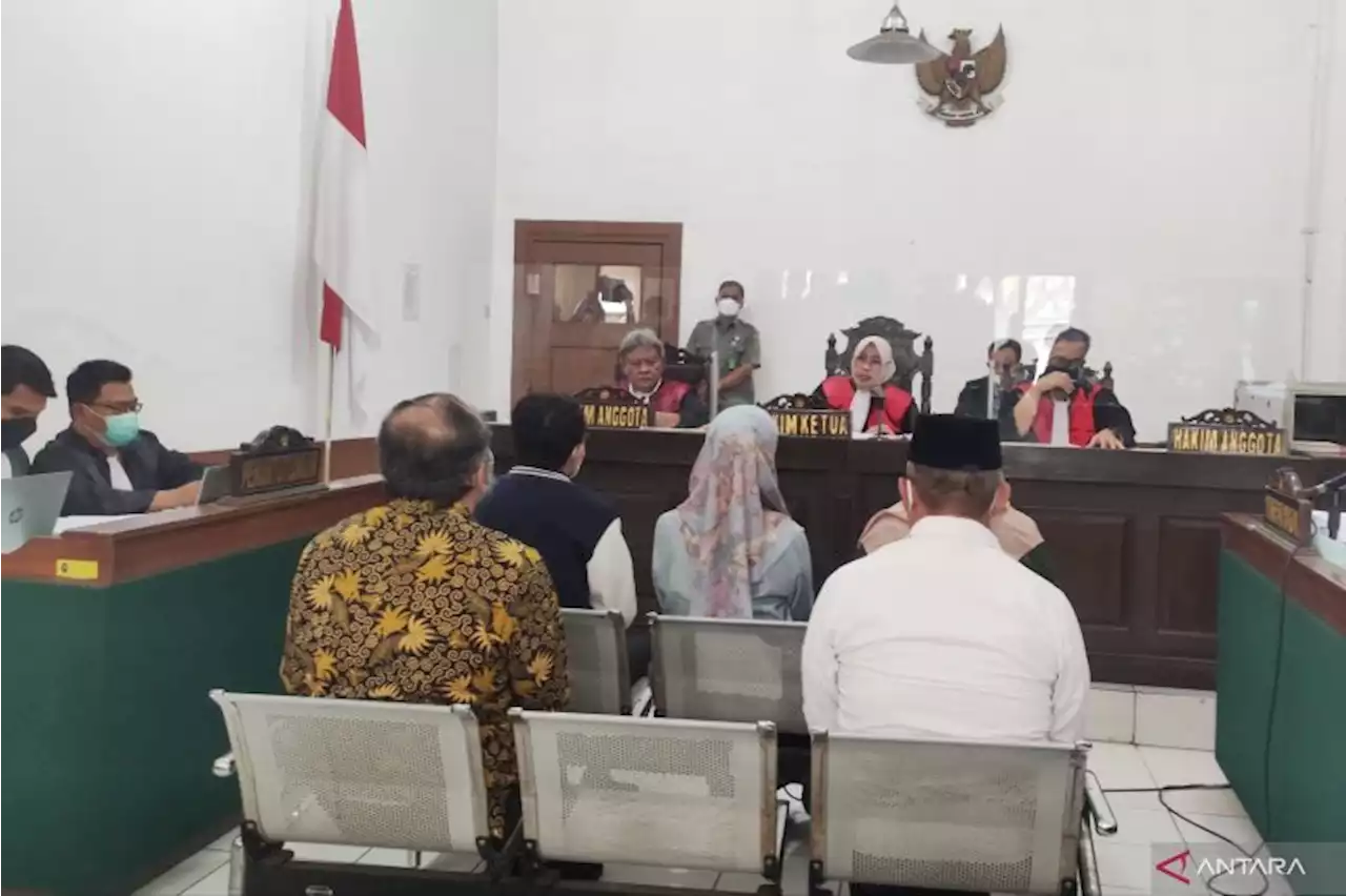 Jaksa KPK menghadirkan lima PNS sebagai saksi di sidang Ade Yasin