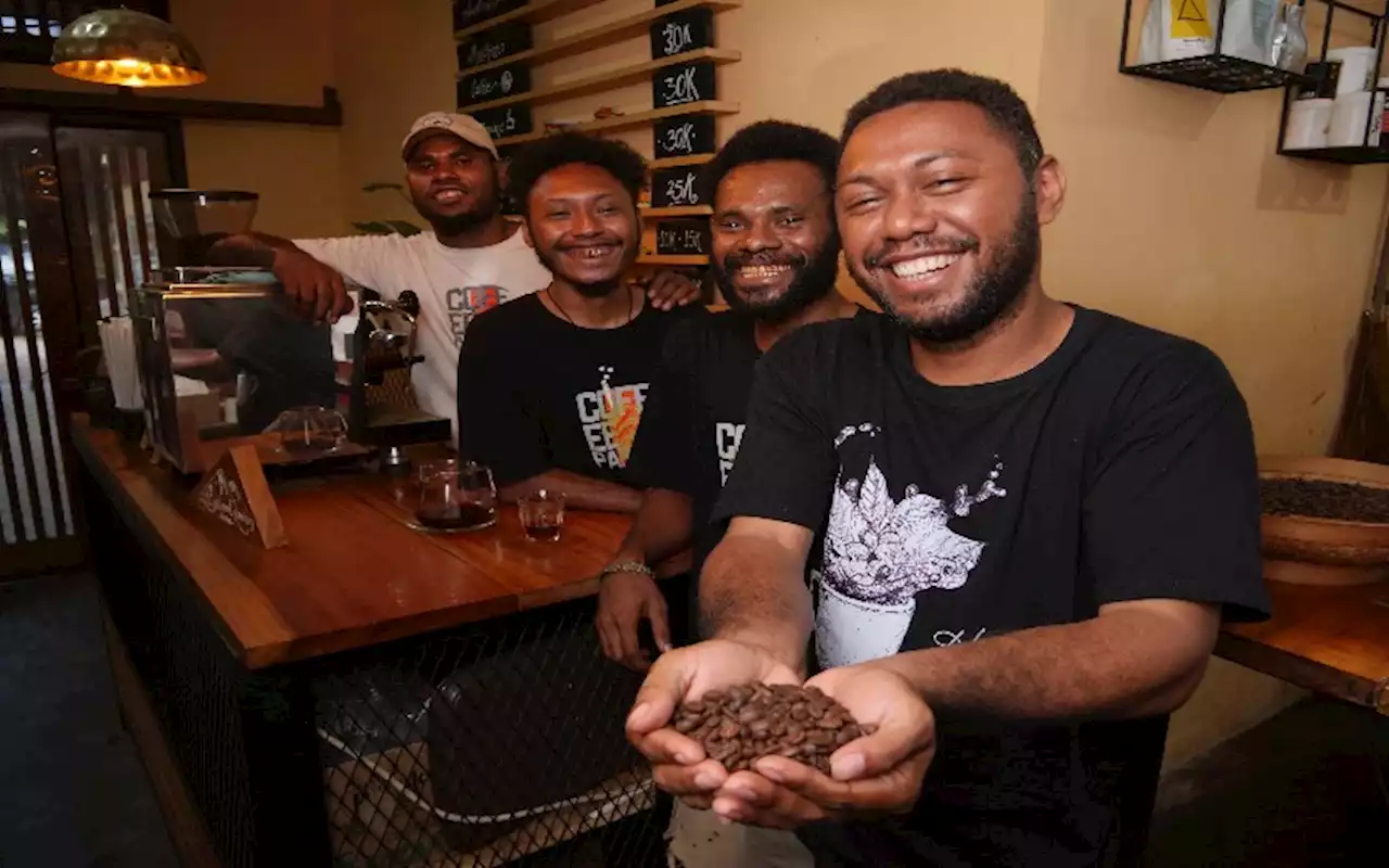 Yafeth Wetipo, Mantan Dosen Pemilik Kopi Asal Papua Highland Coffee Roastery