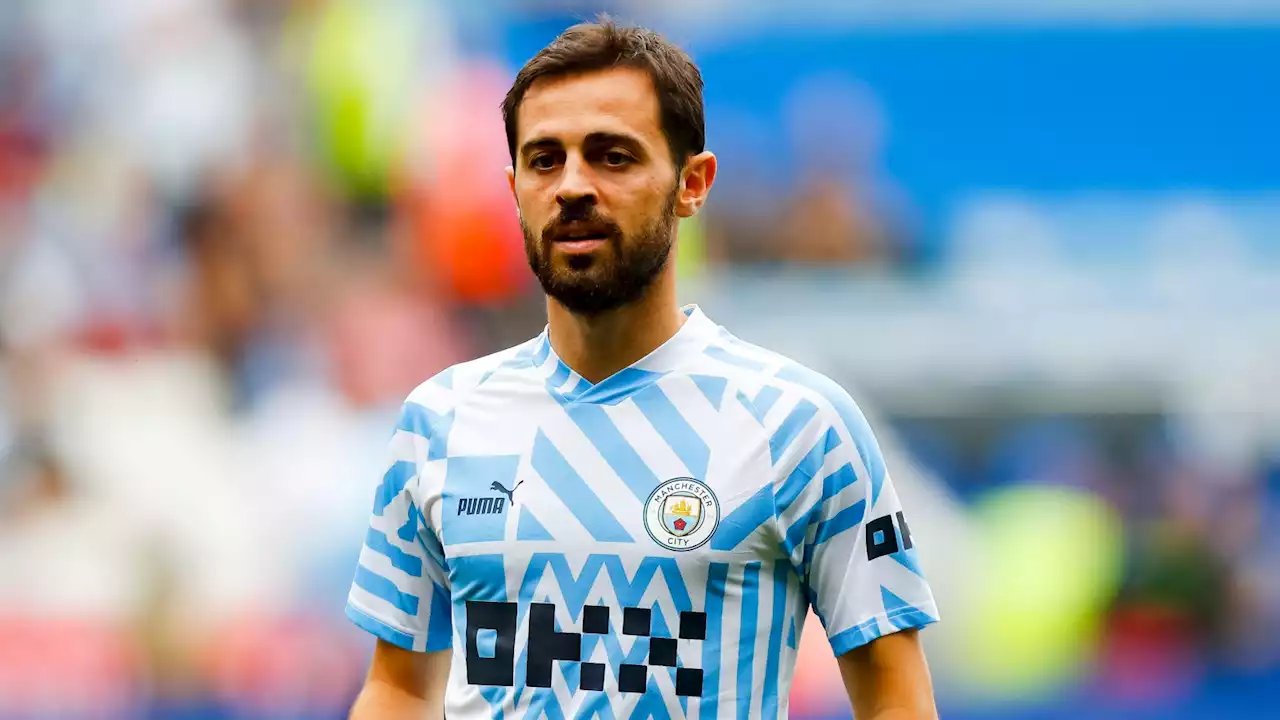 PSG 'will try their luck' to sign Man City midfielder Bernardo Silva; Barcelona still keen