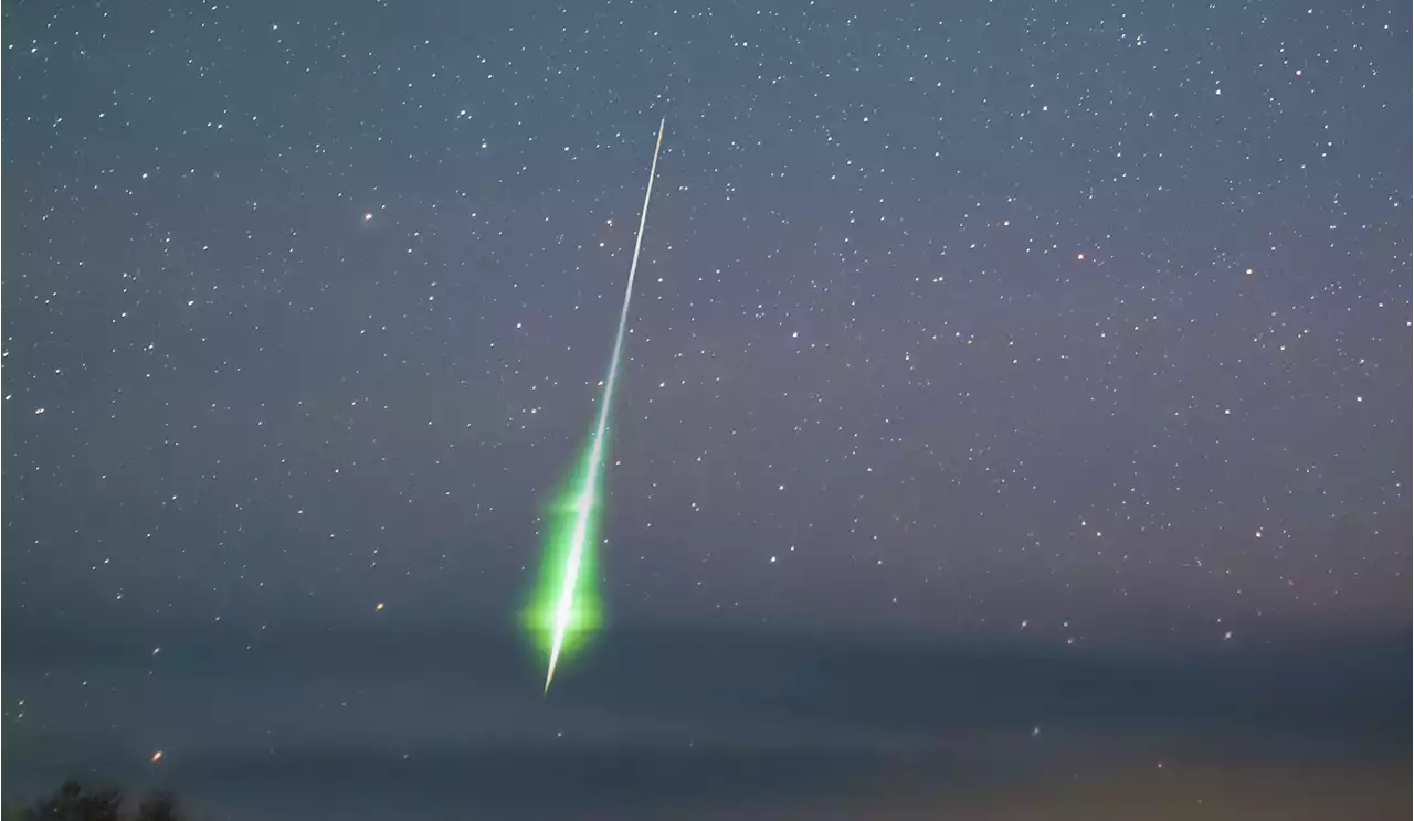 Meteors raining down in New Zealand are bright green. Here's why.