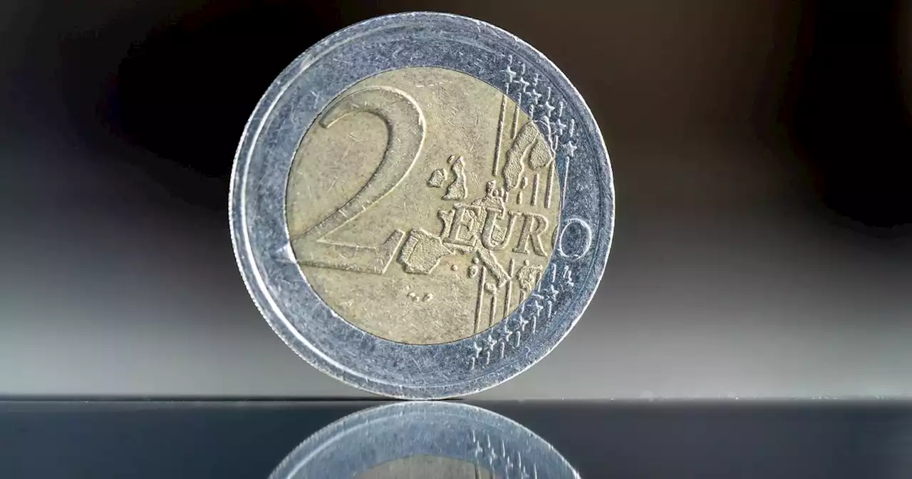 Urgent Garda €2 warning after sting operation uncovers thousands of fake coins