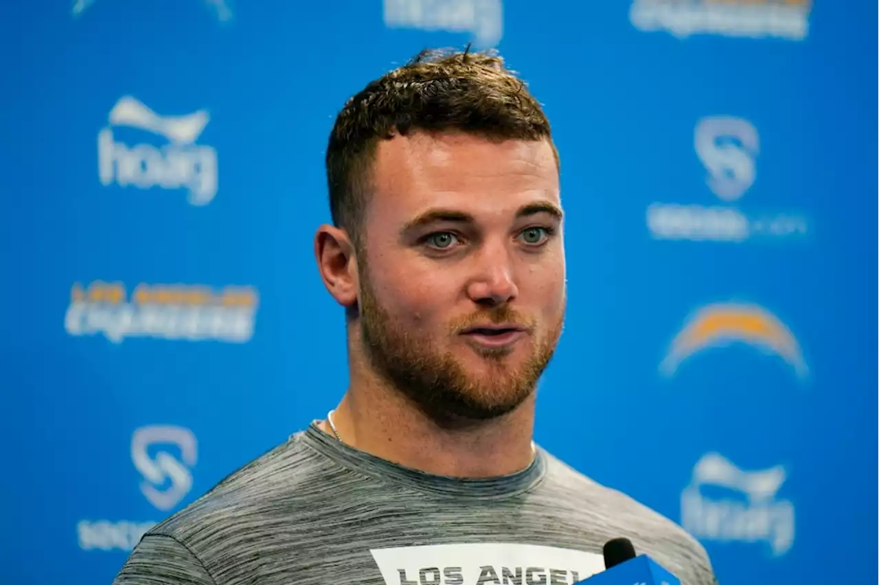 Chargers LB Troy Reeder sees similarities with the Rams