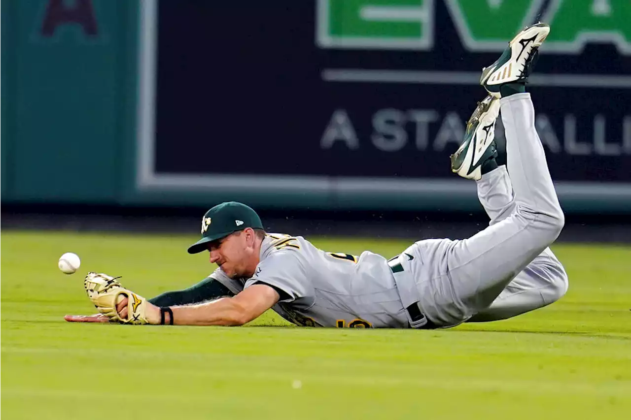 A’s fall to the Angels 3-1 despite Andrus’ three-hit night